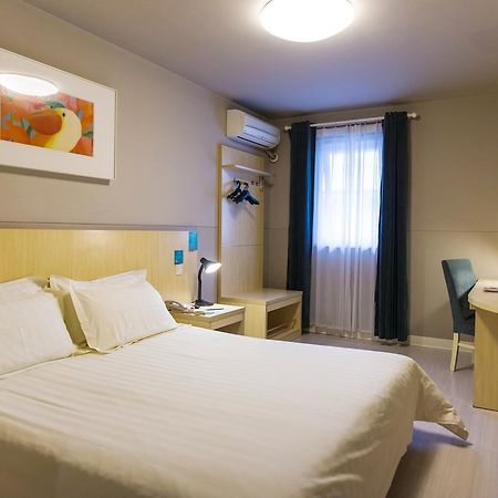 Jinjiang Inn Cangzhou West High Speed Railway Station Rongsheng Square Экстерьер фото